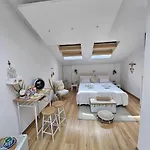 Panzió La Mansarda