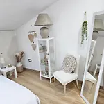 Panzió La Mansarda