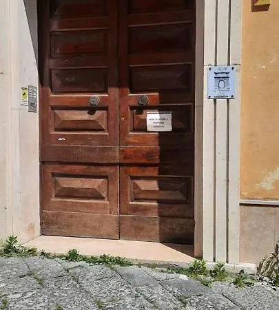 La Mansarda Bed & Breakfast *