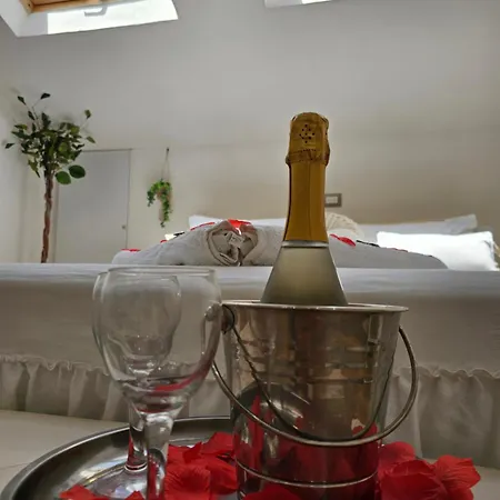 La Mansarda Bed and Breakfast Μπενεβέντο