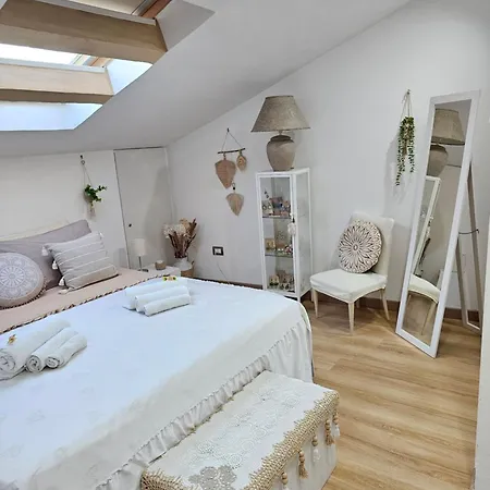 La Mansarda Bed & Breakfast 4*