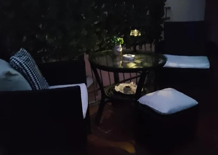 La Mansarda Couette-café